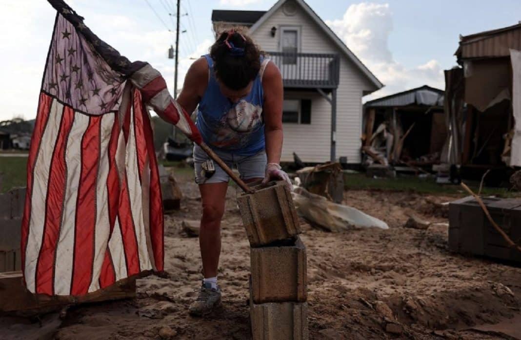 “Vocês vão morrer“: prefeita de cidade na Flórida alerta moradores que não deixarem região até chegada do furacão Milton