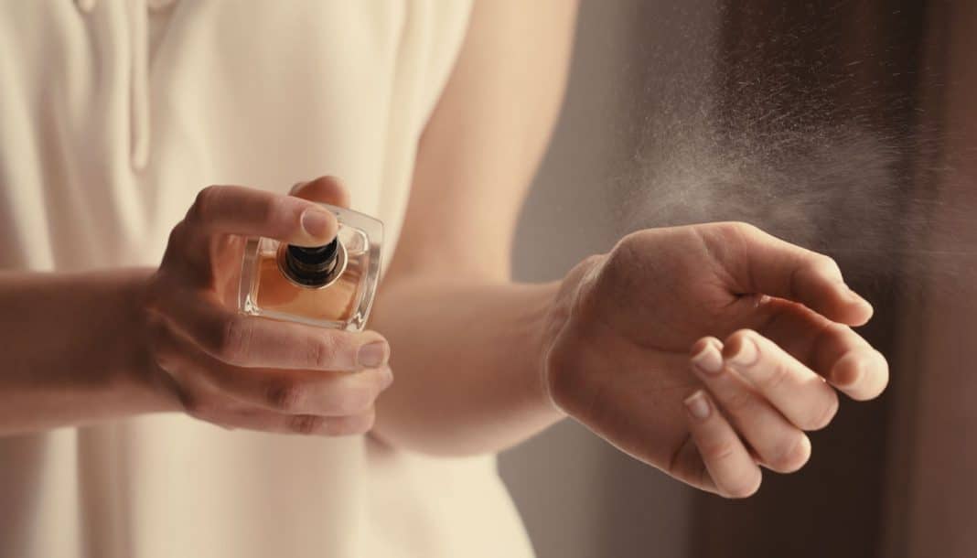 O que significa usar sempre o mesmo perfume?